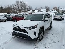 2024 Toyota RAV4 XLE - Photo 6