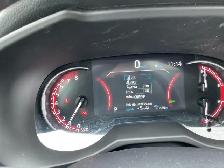 2024 Toyota RAV4 XLE - Photo 14