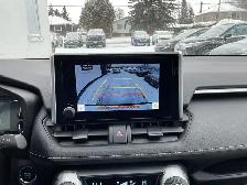 2024 Toyota RAV4 XLE - Photo 16