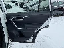 2024 Toyota RAV4 XLE - Photo 20