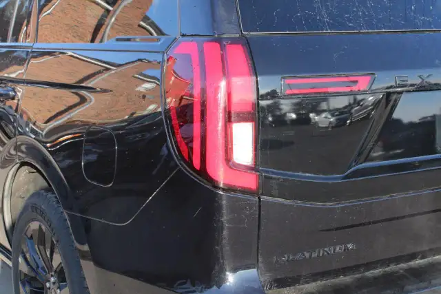 2025 Ford Expedition Platinum - Photo 9