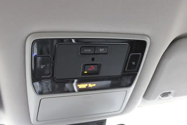 2024 Toyota Grand Highlander HYBRID XLE - Photo 17