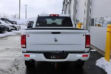 2018 RAM 1500 Express Quad Cab 5.7L HEMI 4x4 6'4 BOX - Photo 5