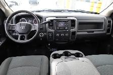 2018 RAM 1500 Express Quad Cab 5.7L HEMI 4x4 6'4 BOX - Photo 10