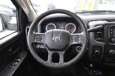 2018 RAM 1500 Express Quad Cab 5.7L HEMI 4x4 6'4 BOX - Photo 11