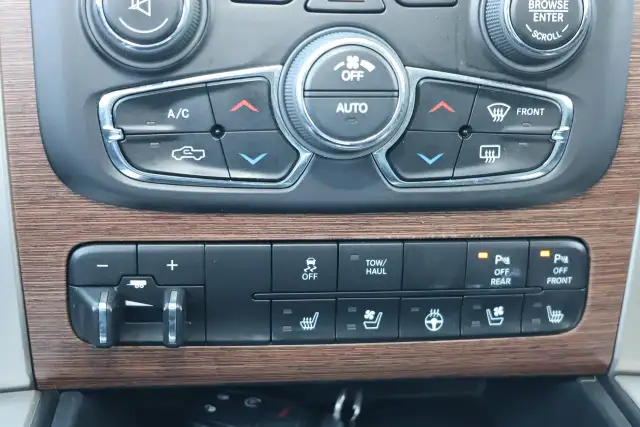 2014 RAM 1500 Laramie EcoDiesel - LEATHER|SUNROOF|NAVI|CAMERA - Photo 19