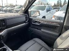 2026 Chevrolet Silverado 1500 RST 4WD Crew Cab | Heated Seats - Photo 12