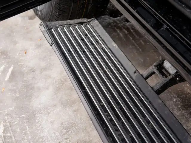 2026 Jeep Grand Wagoneer - Photo 3