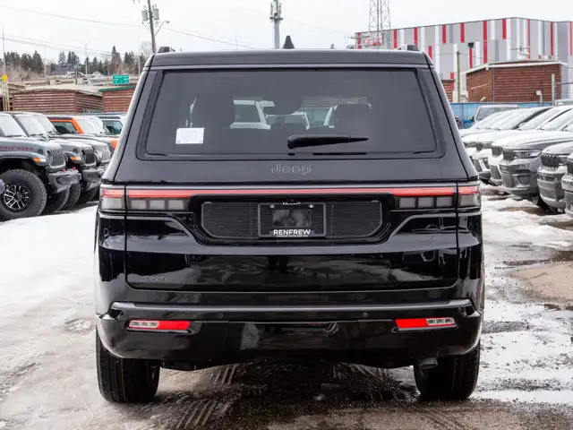 2026 Jeep Grand Wagoneer - Photo 5