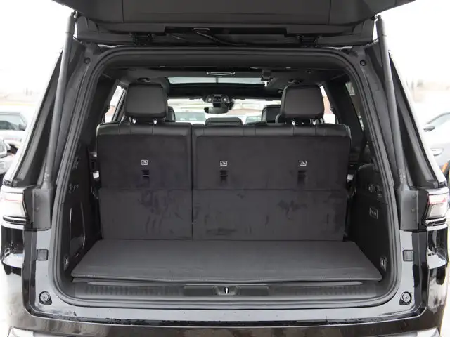 2026 Jeep Grand Wagoneer - Photo 24