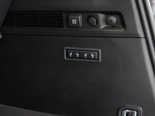 2026 Jeep Grand Wagoneer - Photo 26