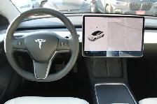 2022 Tesla Model 3 - Photo 10