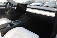 2022 Tesla Model 3 - Photo 12