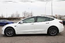 2021 Tesla Model 3 - Photo 4