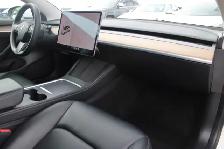 2021 Tesla Model 3 - Photo 12