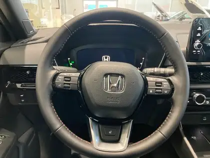 2026 Honda CR-V Hybrid Touring AWD - Photo 8