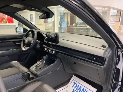 2026 Honda CR-V Hybrid Touring AWD - Photo 18
