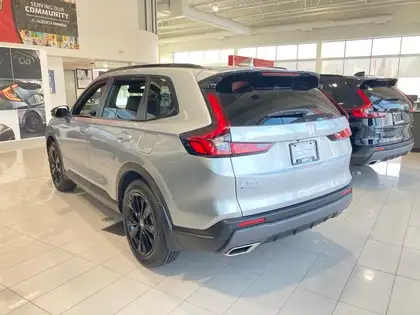 2026 Honda CR-V Hybrid Touring AWD - Photo 3