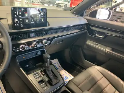 2026 Honda CR-V Hybrid Touring AWD - Photo 13