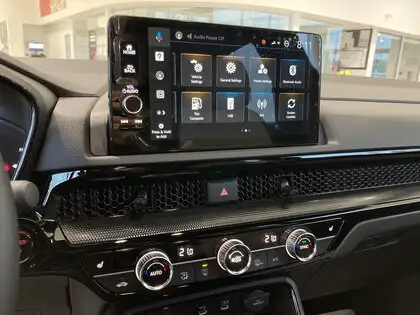 2026 Honda CR-V Hybrid Touring AWD - Photo 15