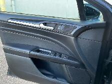 2017 Ford Fusion Titanium AWD 300A - Photo 16