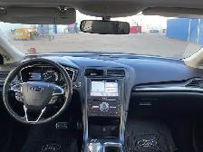 2017 Ford Fusion Titanium AWD 300A - Photo 18