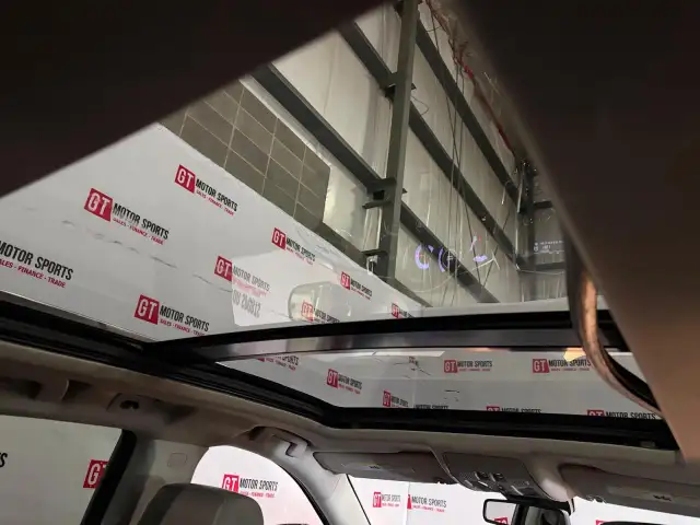 2012 Cadillac SRX Luxury - Photo 11