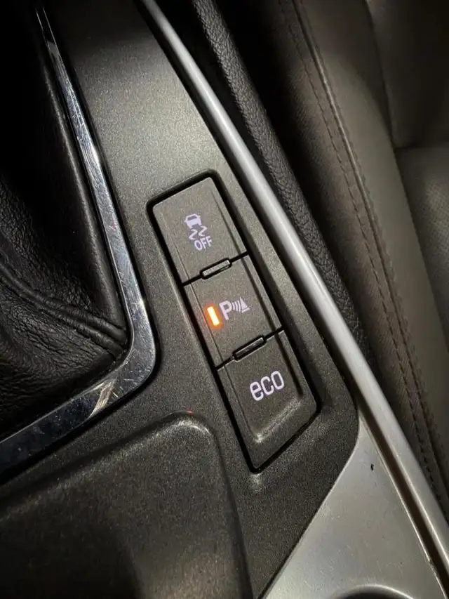 2012 Cadillac SRX Luxury - Photo 13