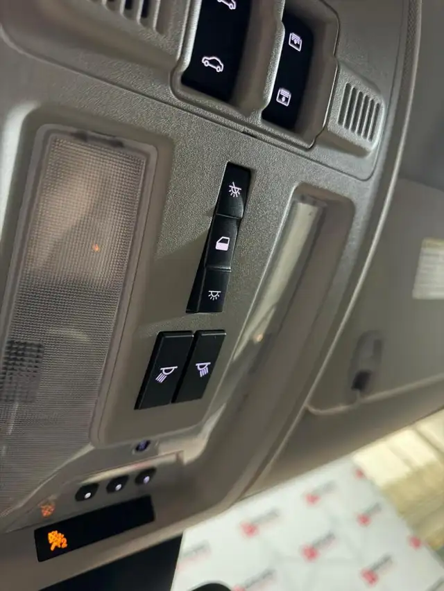 2012 Cadillac SRX Luxury - Photo 15