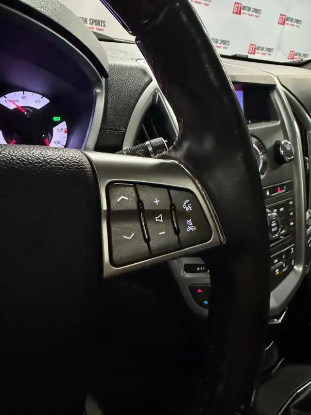 2012 Cadillac SRX Luxury - Photo 16