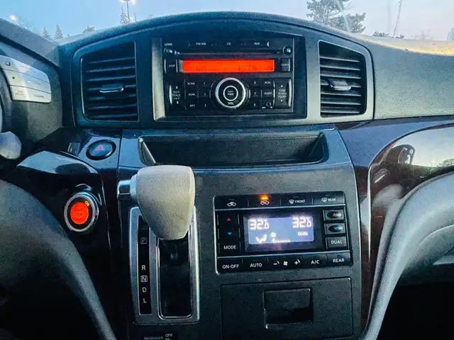 2011 Nissan Quest S Front-wheel Drive Passenger Van CVT - Photo 18