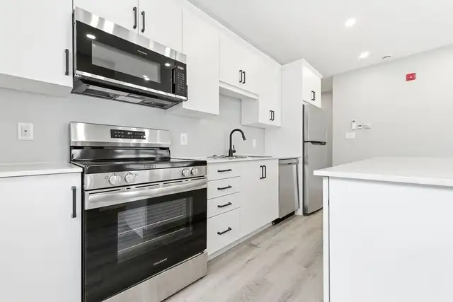 Stunning Two Bedroom Two Bathroom Apartment