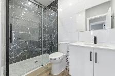 Stunning Two Bedroom Two Bathroom Apartment - Photo 6