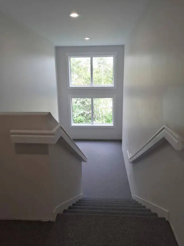 2 Bedrooms Apartment Available in Montague - Photo 6