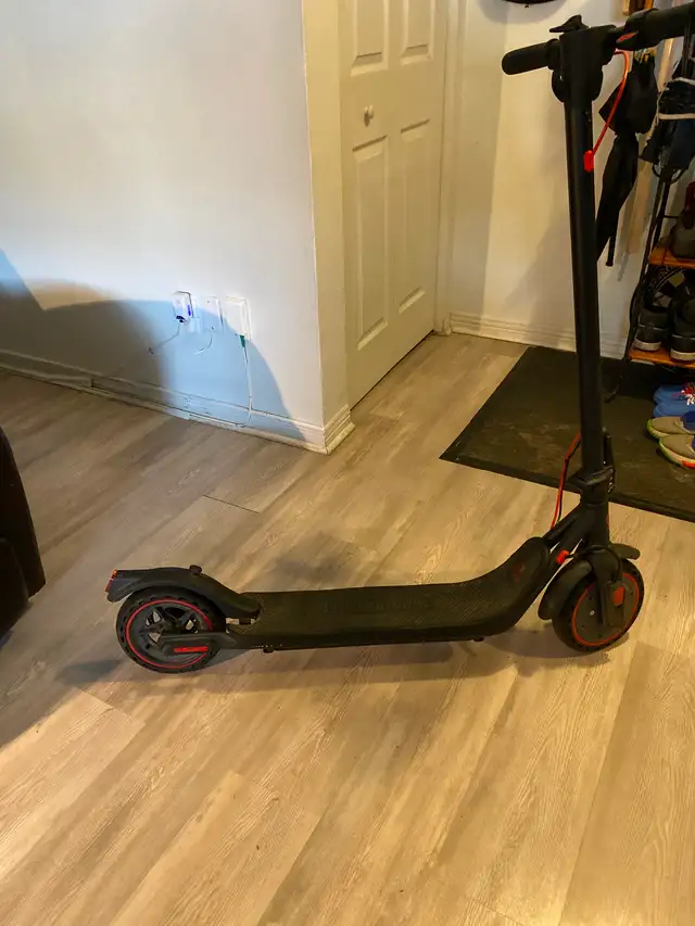 Trotinette electric scooter . GYROCOPTER FLASH flash 6.0. 250$.