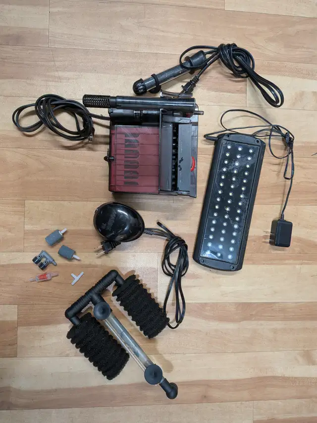 AQUARIUM. 20 GALLONS - Photo 3