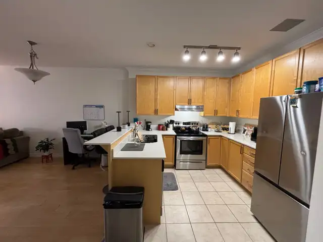 1 Bedroom 1 Bathroom - Apartment - Photo 2