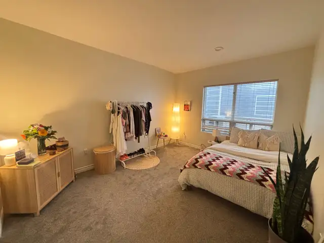 1 Bedroom 1 Bathroom - Apartment - Photo 6