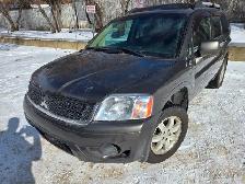 Mitsubishi enduar 2011 car for sale, engine 3.8 mileage 243 000