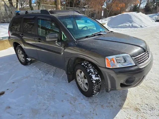 Mitsubishi enduar 2011 car for sale, engine 3.8 mileage 243 000 - Photo 3