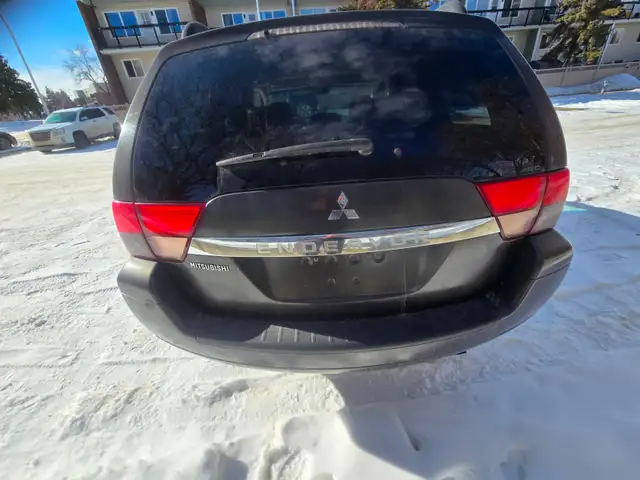 Mitsubishi enduar 2011 car for sale, engine 3.8 mileage 243 000 - Photo 7