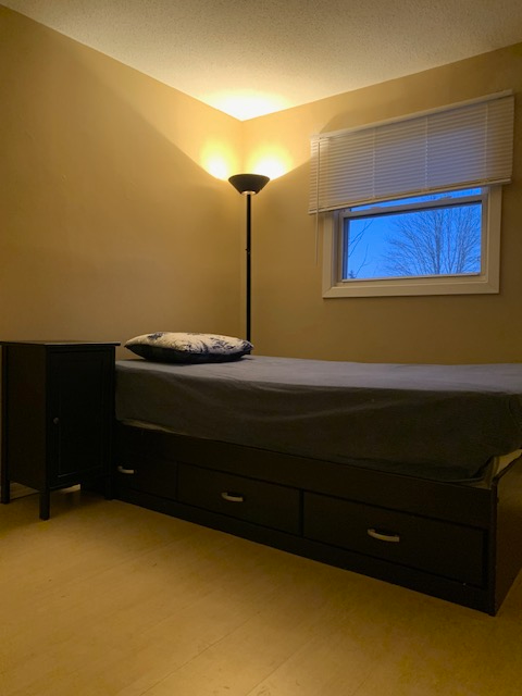 For Rent: Private Furnished Room in a Shared House - Photo 4