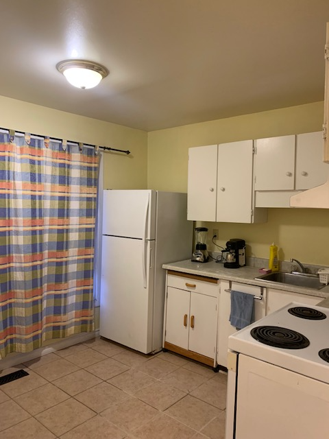 For Rent: Private Furnished Room in a Shared House - Photo 8