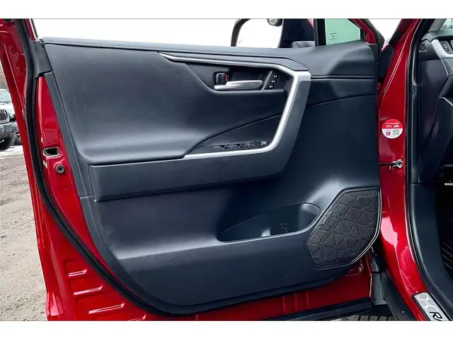 2023 Toyota RAV4 Limited | Vented Leather | Sunroof |SafetyTec | - Photo 18