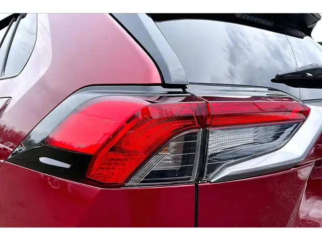 2023 Toyota RAV4 Limited | Vented Leather | Sunroof |SafetyTec | - Photo 31