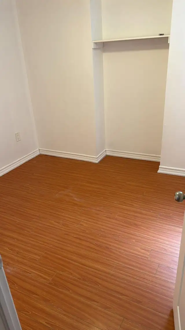 2 BEDROOM BASEMENT FOR RENT NEAR SHERIDAN COLLEGE BRAMPTON - Photo 5