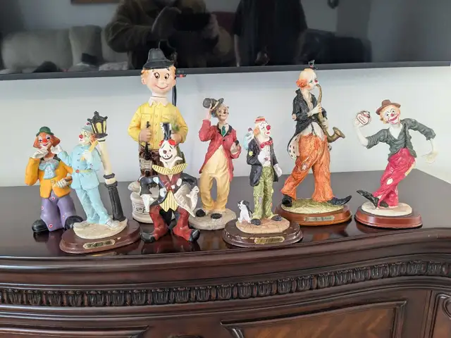 Collectibles - Photo 2