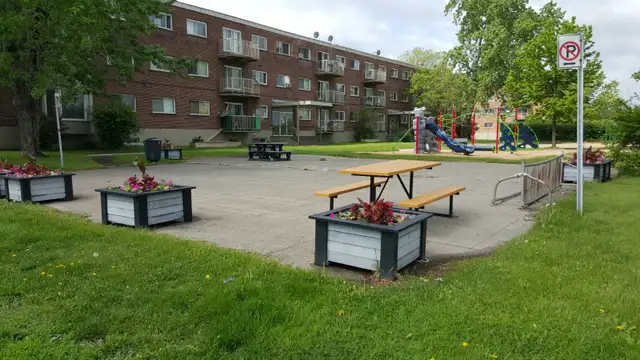 DORVAL : Large 2.5  For April, $780/m - Photo 8