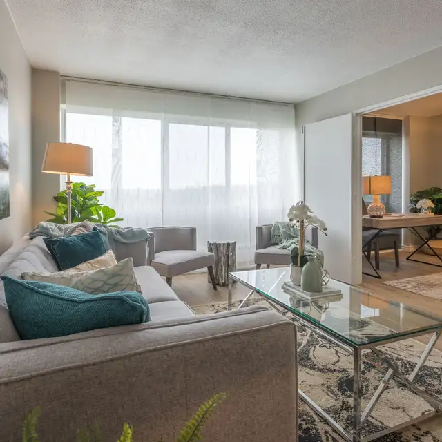 LARGE 2 BEDROOM SOUTHEND HALIFAX - Photo 5