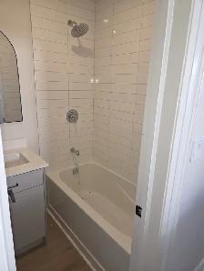 82 SIMCOE ST SOUTH - Photo 5